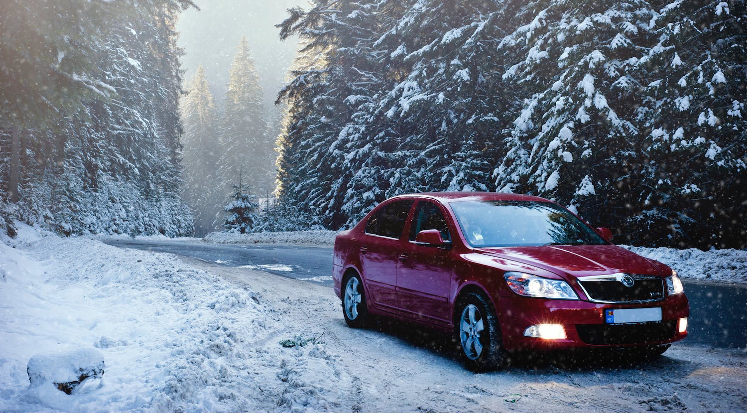 Winter Car Rental Tips: Save Money and Stay Safe on the Roads